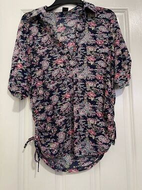 Navy Paisley Floral Button-Front Blouse with Drawstring